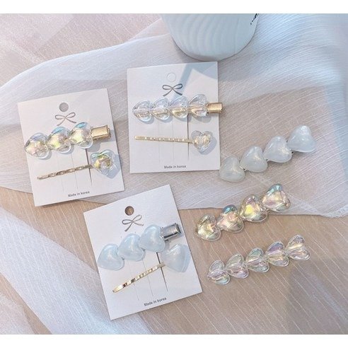 Luxurious gold hair clips